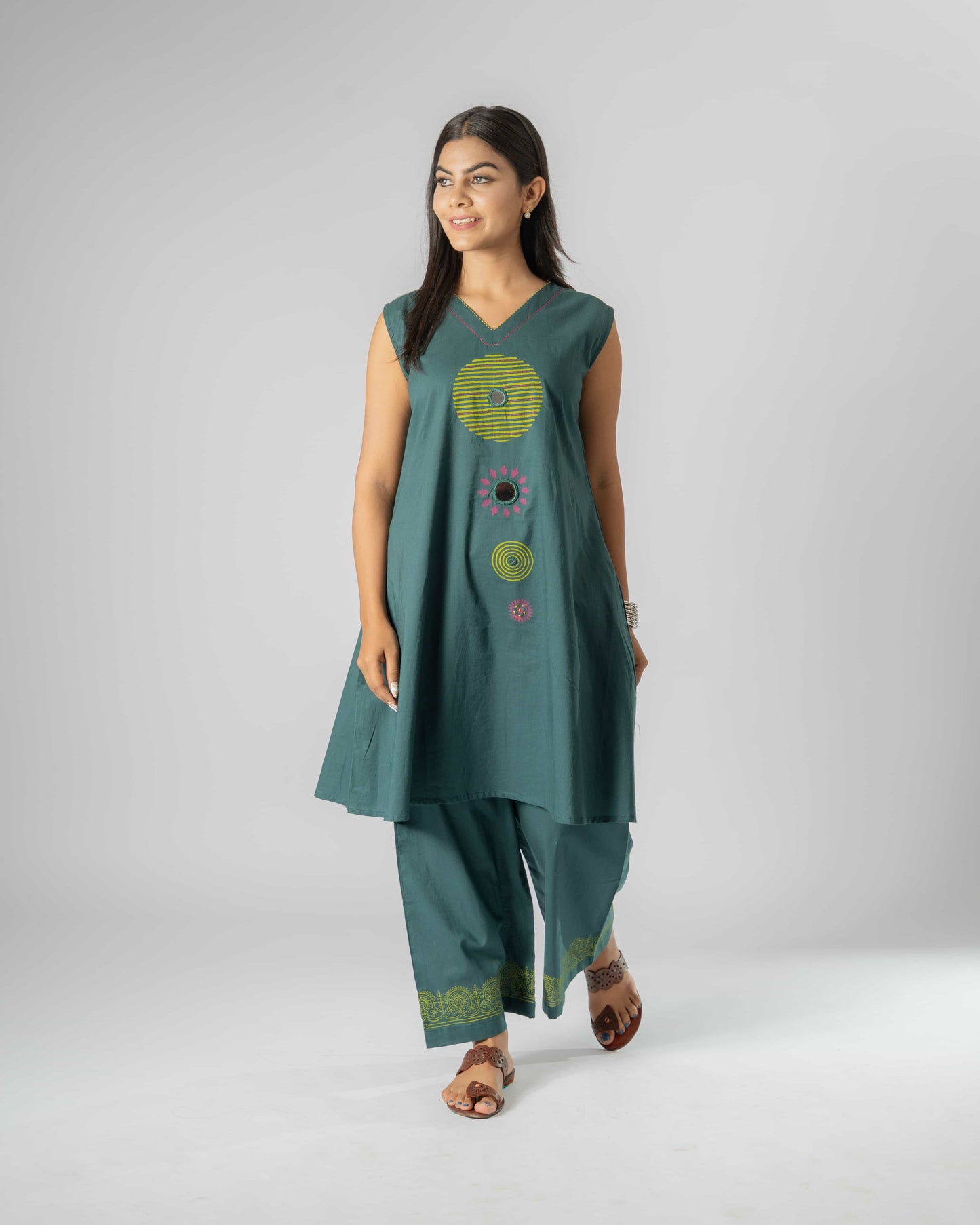 Green Gleam Mirror Set