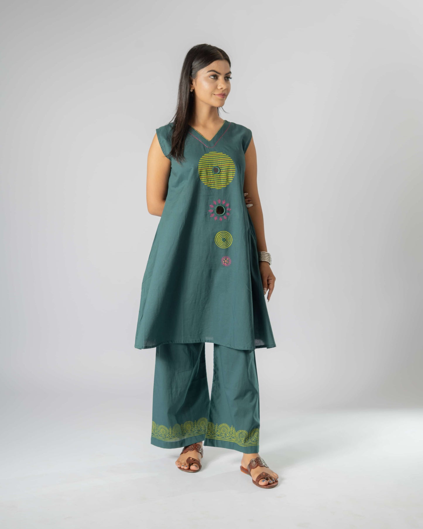 Green Gleam Mirror Set