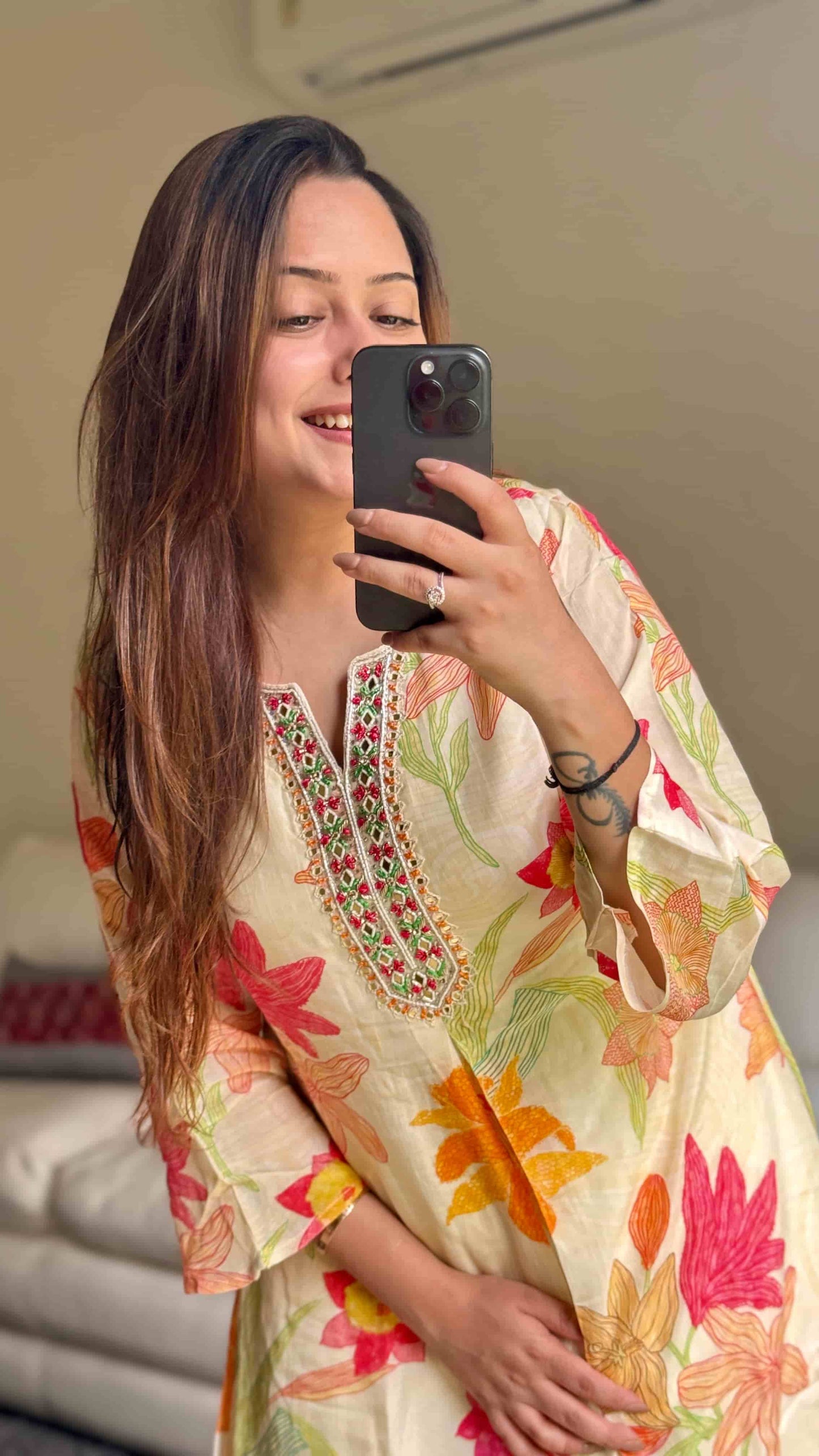 White Floral Festive Set